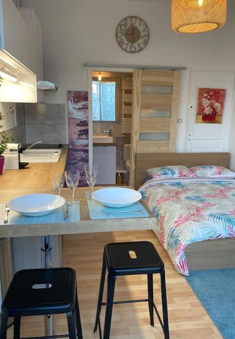 Le Cosy Tassin - Rez De Jardin Apartman Kültér fotó